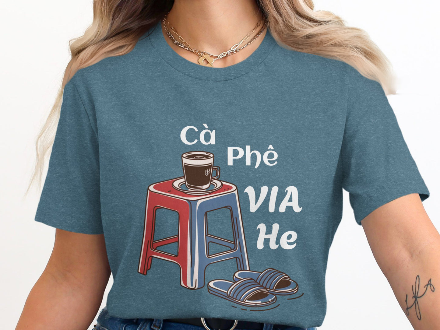 Cà Phê Vỉa Hè: Sidewalk Coffee Vibes Unisex Tee