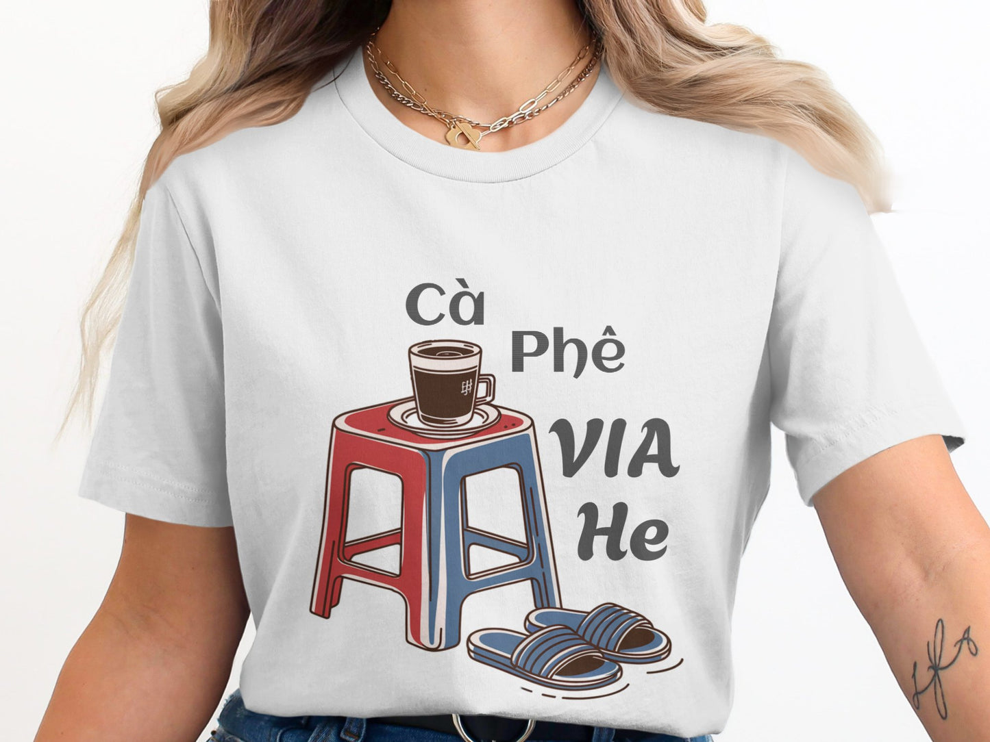 Cà Phê Vỉa Hè: Sidewalk Coffee Vibes Unisex Light Tee